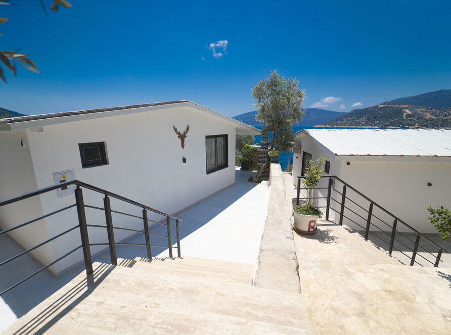 Villa-Blue-Coast-I-II-main door