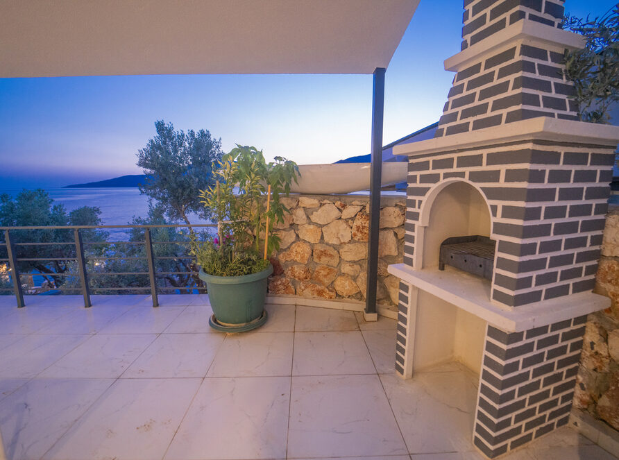 Villa-Blue-Coast-I-II-outside bbq