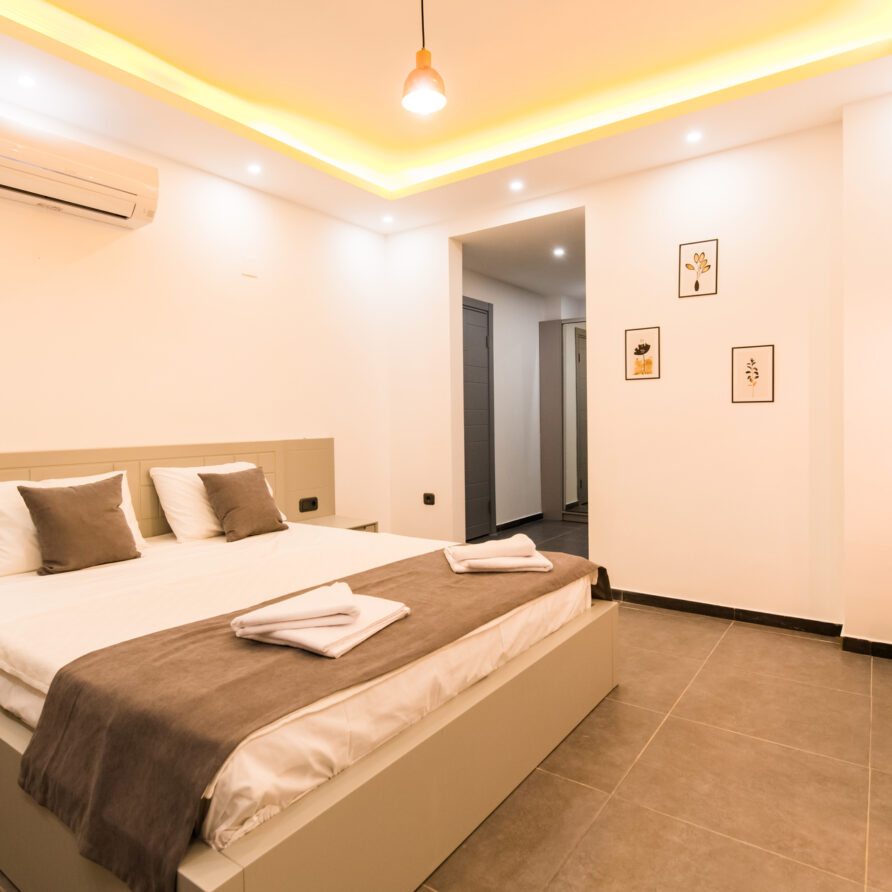 Villa-Deida-en-suite-bedroom