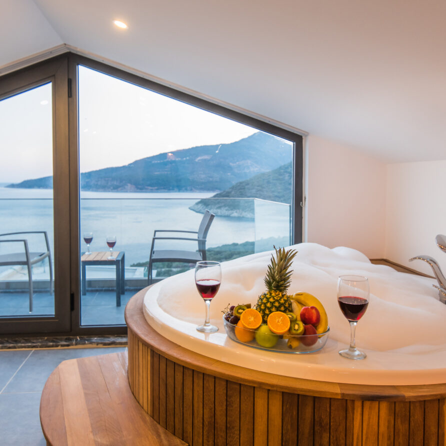 Villa-Laoda-16 - Go Kalkan Kalkan holiday rentals-Villa-Laoda-jacuzzi with sea view